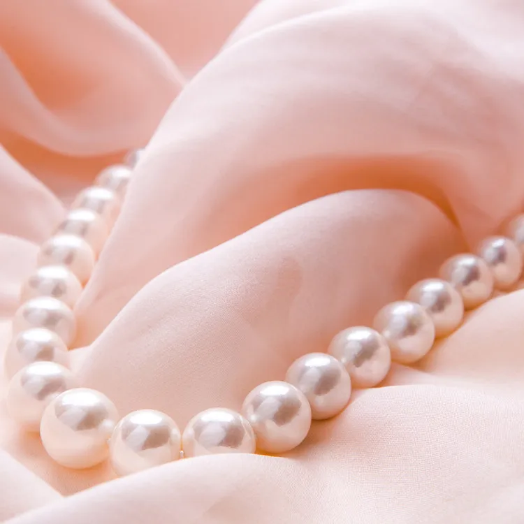 

Women Gift word 925 Sterling real 12-13mm white light round super large giant natural Freshwater pearl necklace send