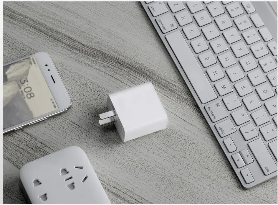 Умное зарядное устройство USB Xiaomi 1A1C 30 Вт(максимум) выход PD 2,0 QC 3,0 Быстрая зарядка type-C 5 В = 3A 9 В = 3A 15 В = 2A 12 В = 2.25A Smart