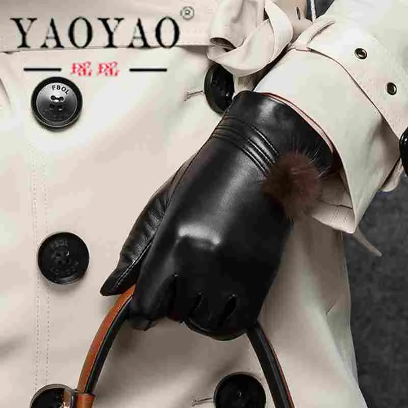 Женские замшевые перчатки YY8802 черные/коричневые из натурального меха норки с