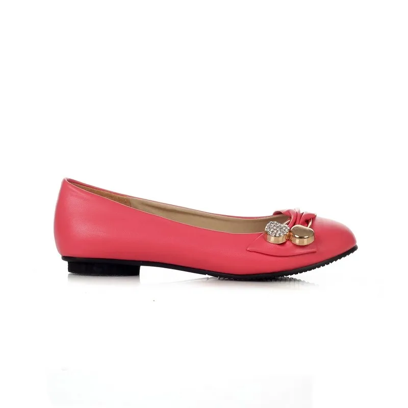 Женские мокасины на плоской подошве черные красные или Белые Повседневные