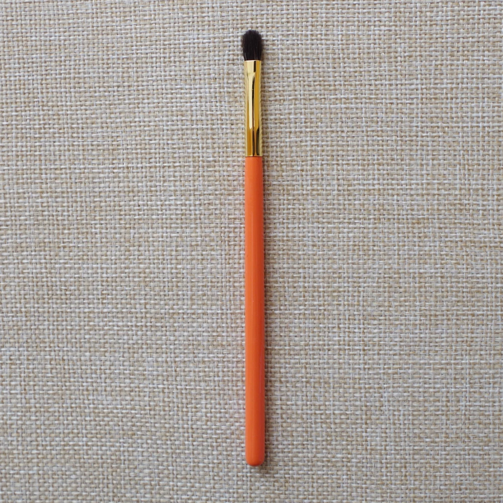 K242 Professional Handmade Makeup Brushes Soft Blue Squirrel Goat Hair Small Eye Shadow Brush Orange Handle Make Up | Красота и