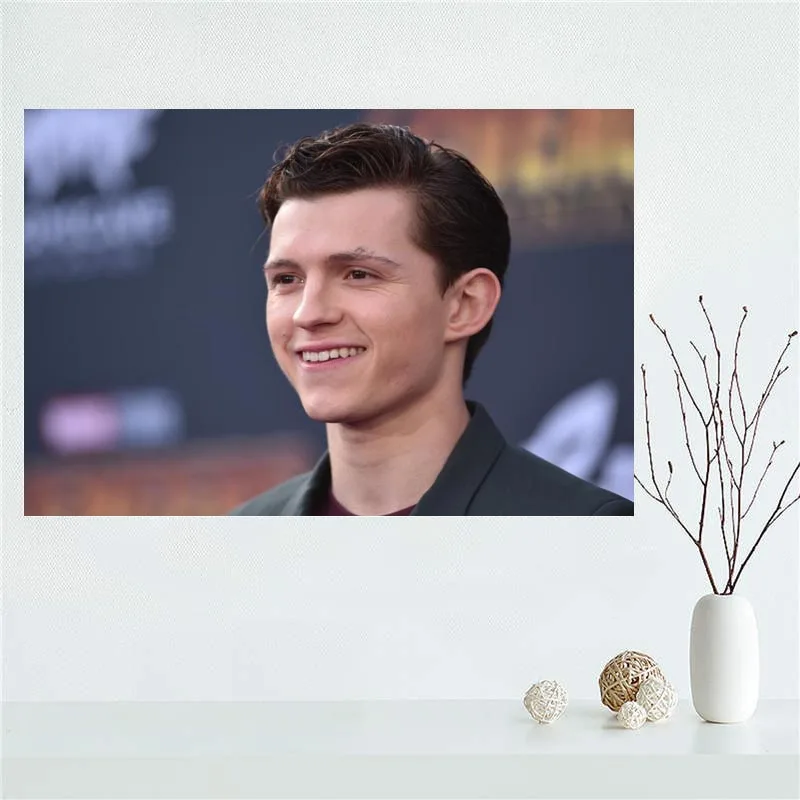 Новинка 2020 года Постер Tom Holland обычный атласный постер тканевый настенный с