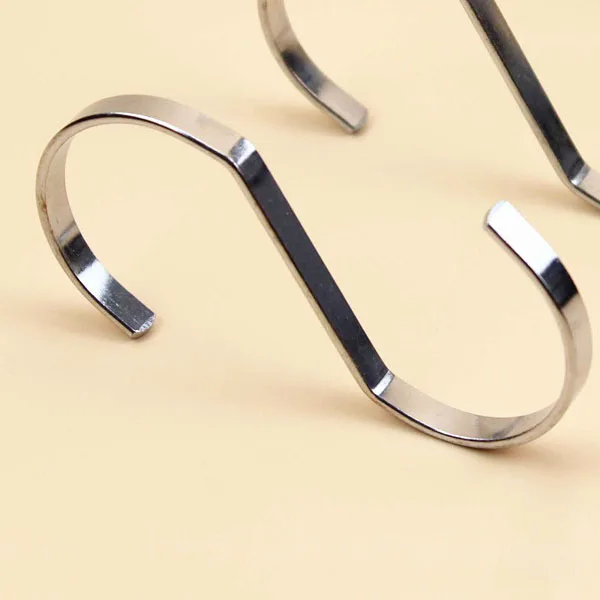 Silver XUNZHE 2 шт Многоцветный s-образный плоский крючок из нержавеющей стали универсальный подвес стойка многофункциональная домашняя ванная комната кухонные аксессуары - Цвет: Silver