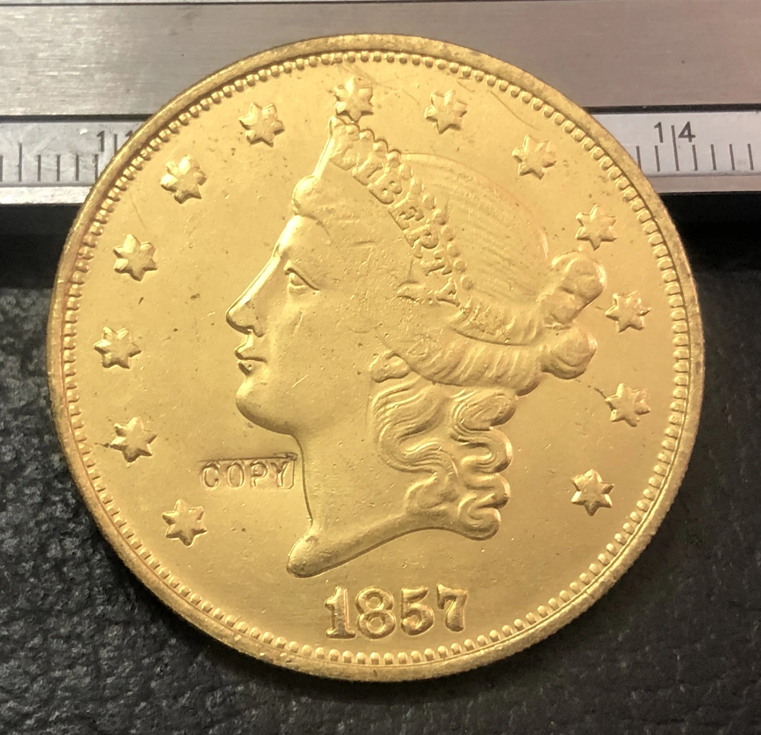 1857 P.O.S голова свободы (без девиза на обратной стороне) двадцать долларов или