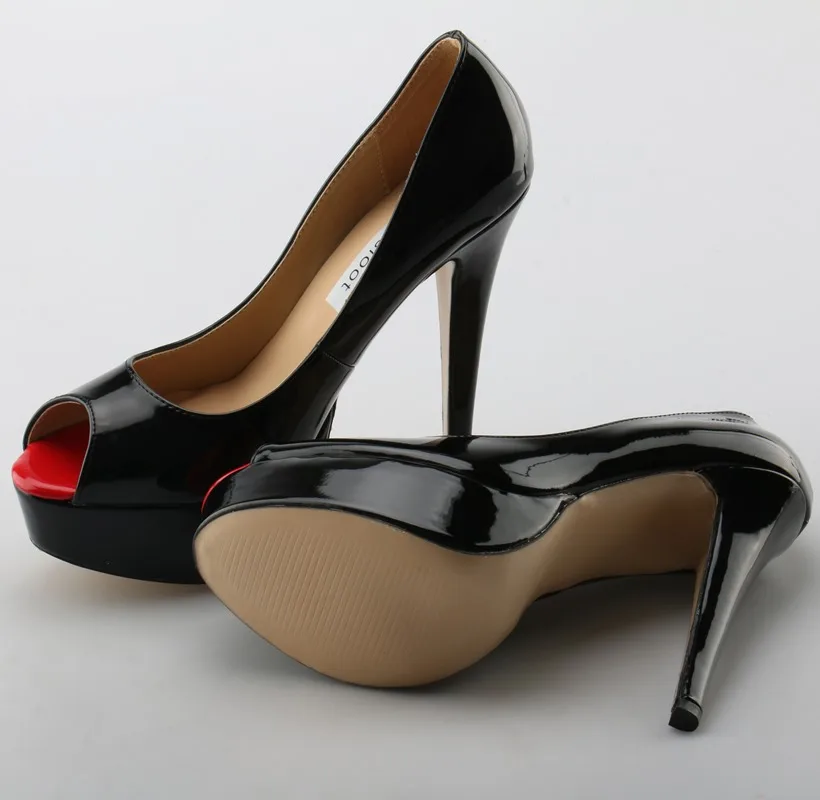 Модные женские туфли-лодочки из лакированной кожи телесного/черного цвета с