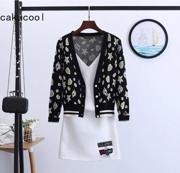Cakucool новые женские корейские вязаные кардиганы осень золотистый люрекс сердце Embroid Джемперы Милая Тонкая куртка с открытым воротом Женская одежда