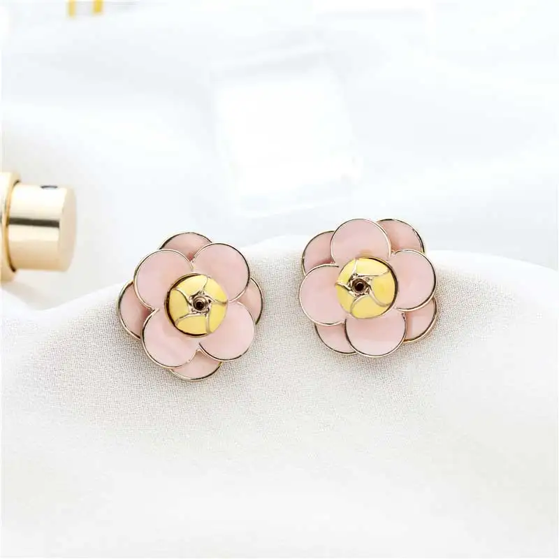 Новое поступление модные темпераментные серьги в виде цветка камелии корейские