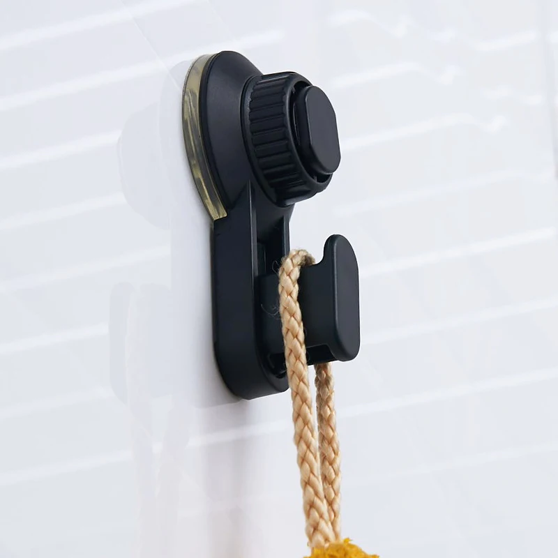 Черный KLX Quality Vacuum Sucker hook Punch free Bathroom towel hook shelf Kitchen hanging hooks home wall storage Give magic sticker - Цвет: Черный