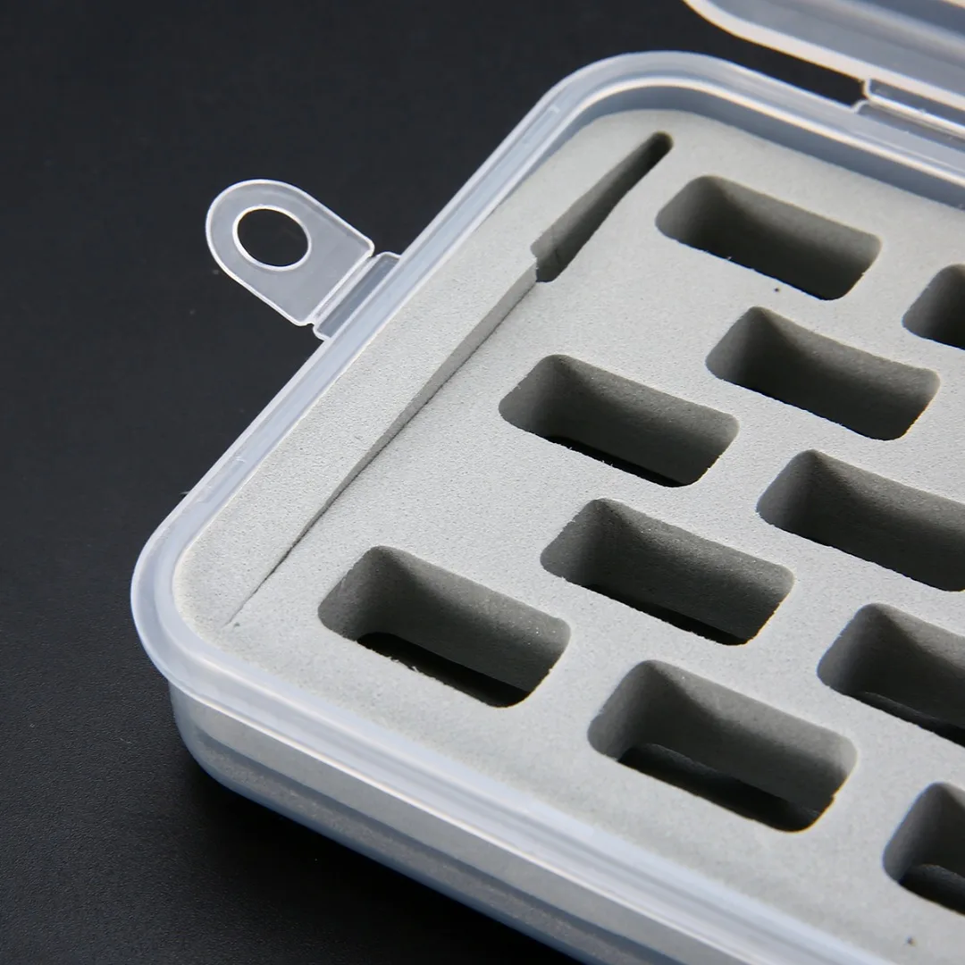 

Portable 28 Slots Bobbin Spools Box Transparent Storage Organizer Sewing Bobbins Case Holder for Sewing Machine