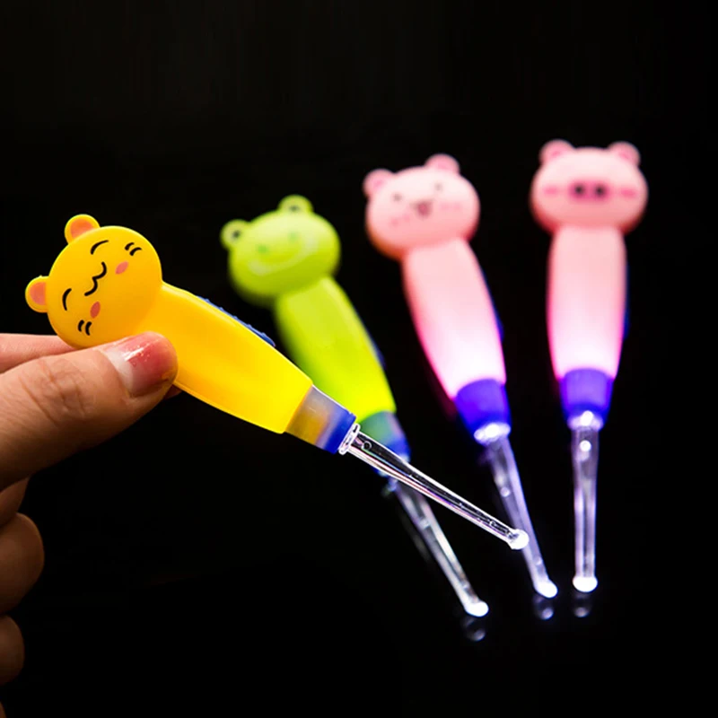 2 Pcs Cute Cartoon EarPick Ear Wax Remove LED Flashlight Pick Cleaner Tool Curette Spoon New Care Light Child | Красота и здоровье