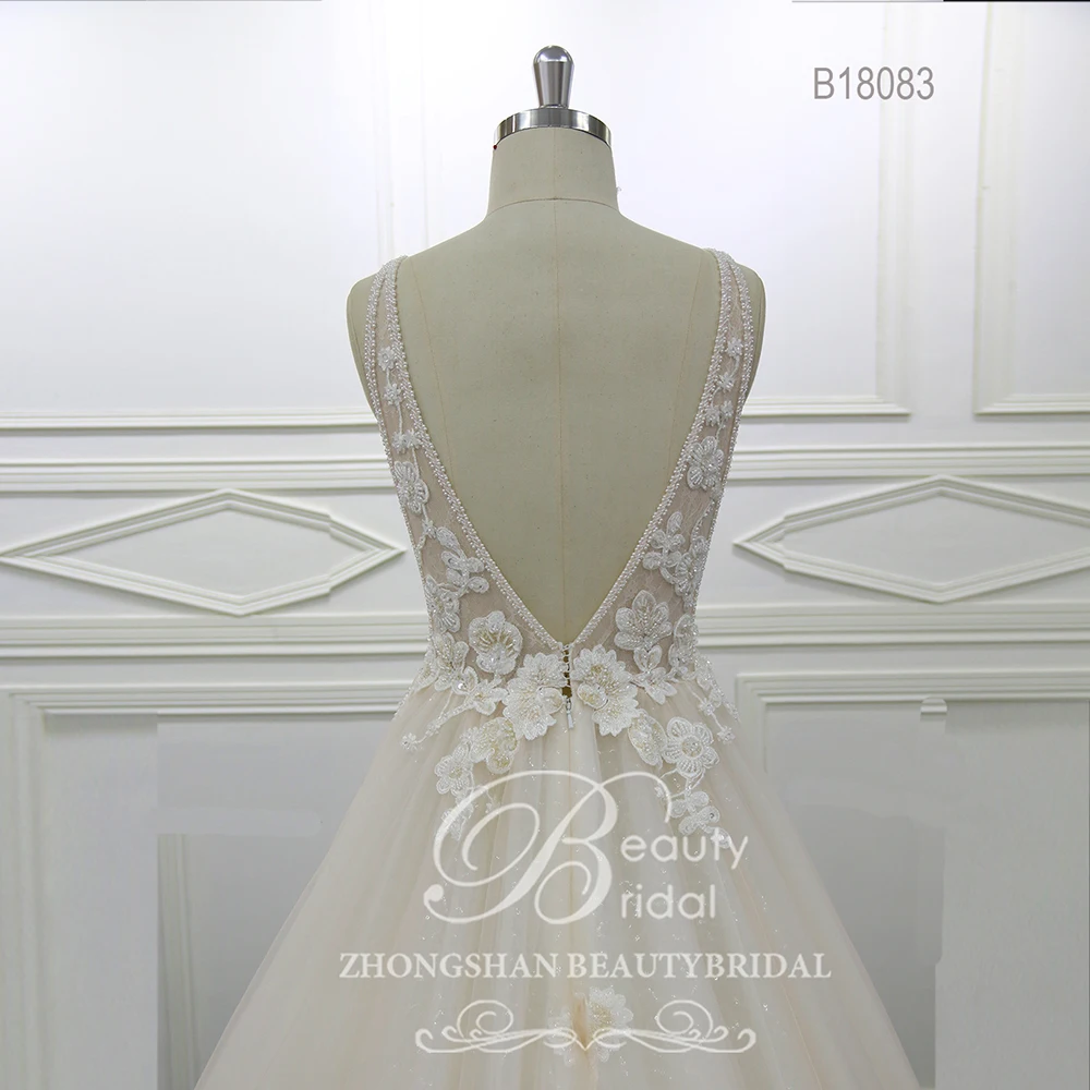 Женское кружевное свадебное платье с V-образным вырезом и шлейфом | Свадьбы