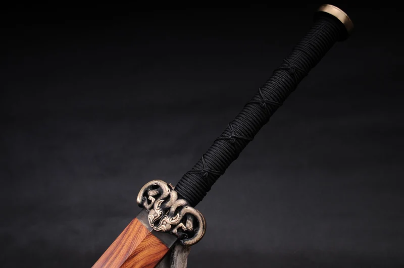 Меч китайской династии Хань дамасской сложенной стали обратный сложенный воды