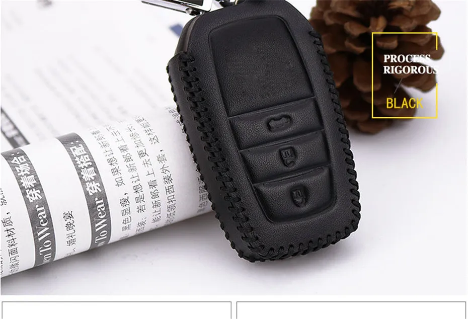 Leather Car Key Cover Case for Toyota Highlander Land Cruiser Riez RAV4 Camry Prado Hilux Fortuner Corolla Crown CHR Prius LC200