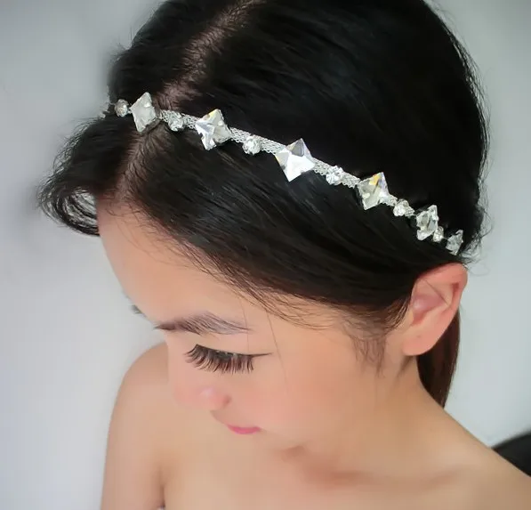 

Wholesale 2021 fashion bohemian square crystal and gems chain bride hair accessoryies headbands fashion for women