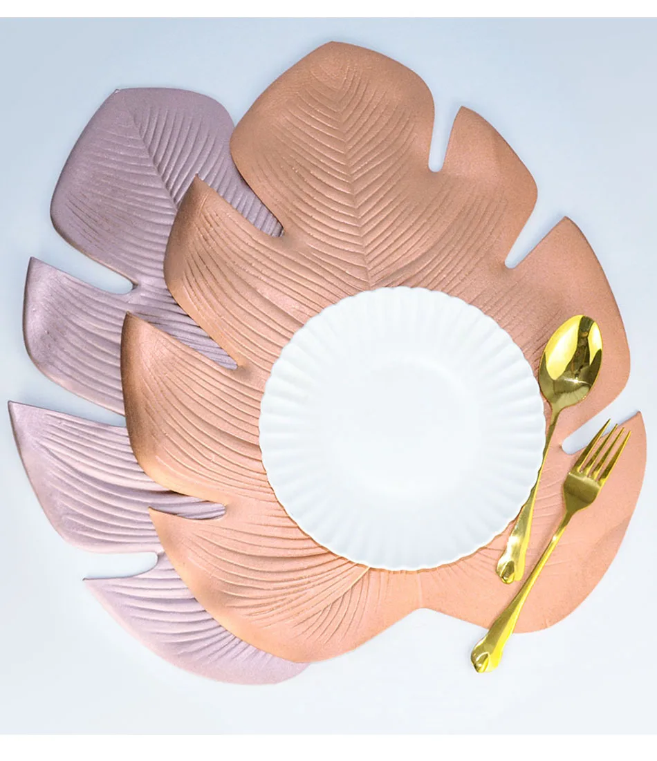 Creative PVC Placemat Simulation Plant Palm Leaf Table Mat Pink Gold Heat Insulation Waterproof Pad Home Christmas Decoration