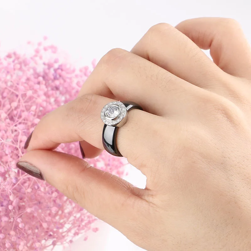 Женское кольцо из керамики белое обручальное с большим кристаллом 6 мм|crystal wedding