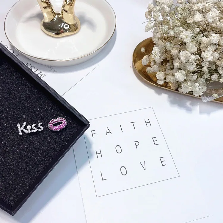 letter Kiss sexy lip asymmetric CZ earring 925 silver pin Hypoallergenic fadeless fashion jewelry stud earrings for women gift | Украшения