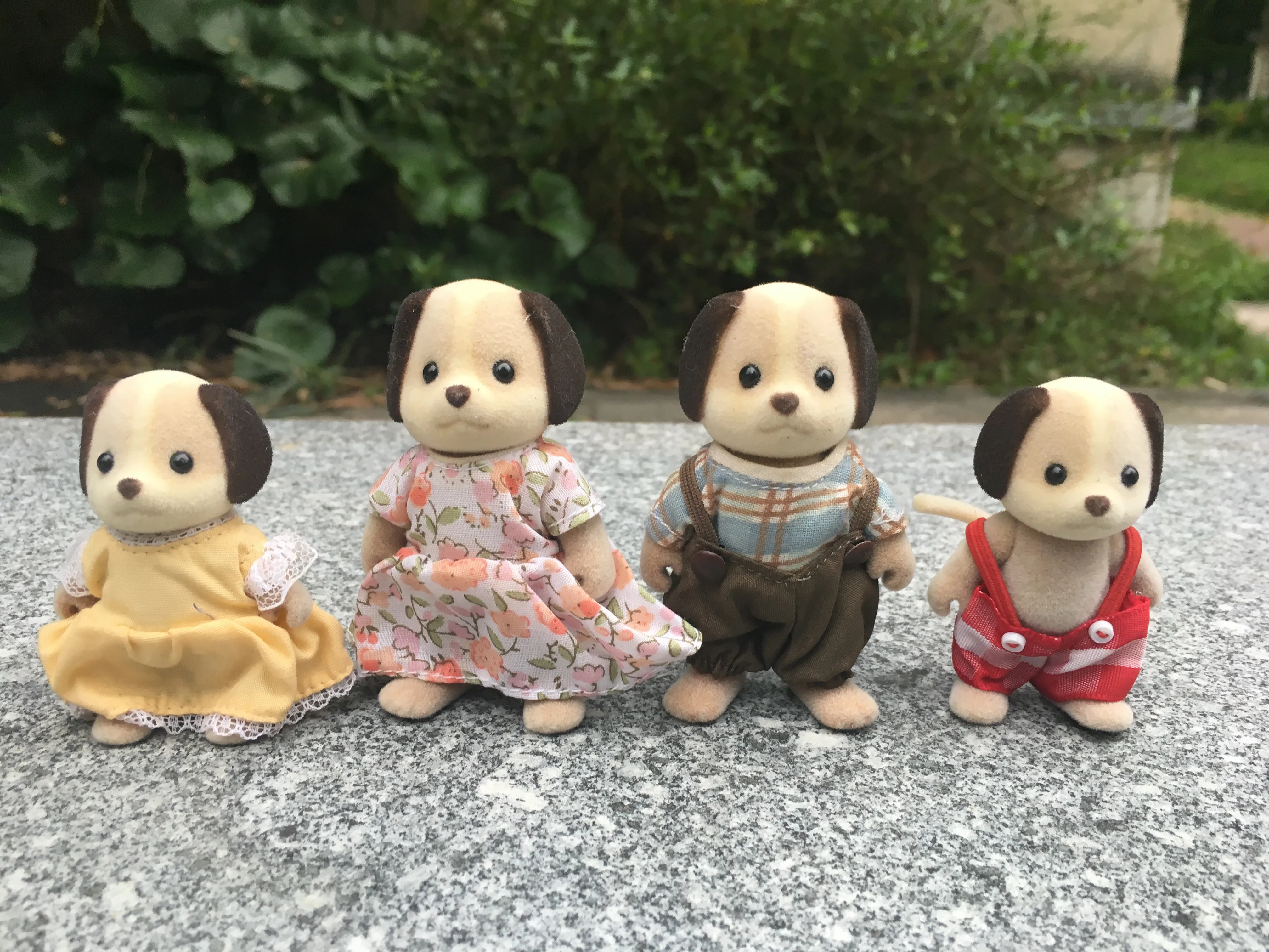 Geniune Sylvanian Families 10 шт. пушистые фигурки Набор собак/Squrriels/медведь/мышь/овца случайный без посылка