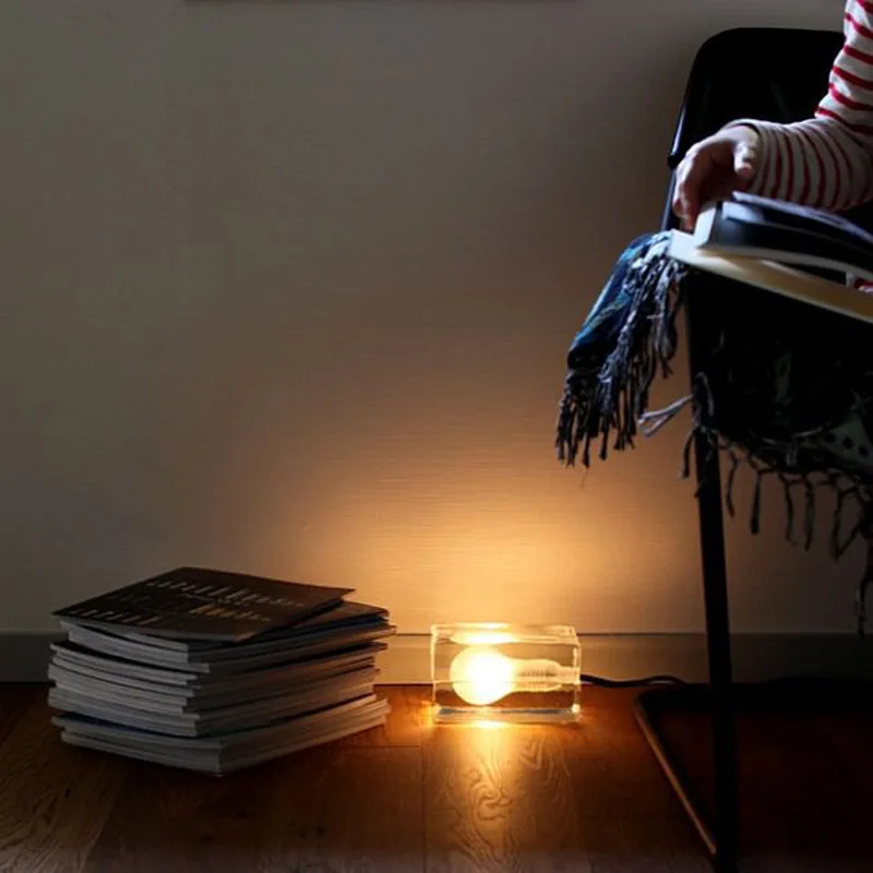 Скандинавская настольная лампа со льдом необычный модный прикроватный