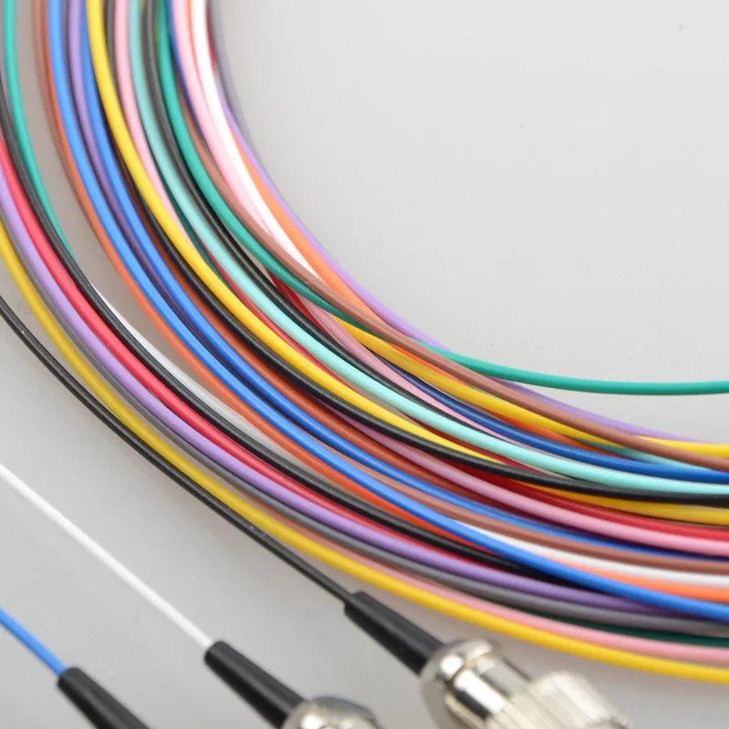 12-жильный волоконно-оптический пакет Pigtail FC 12 цветов 0 9 одномодовый FTTH SM 9/125 1