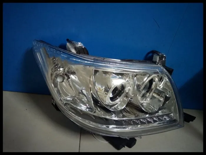 EOsuns фара в сборе для Toyota HILUX VIGO 2012