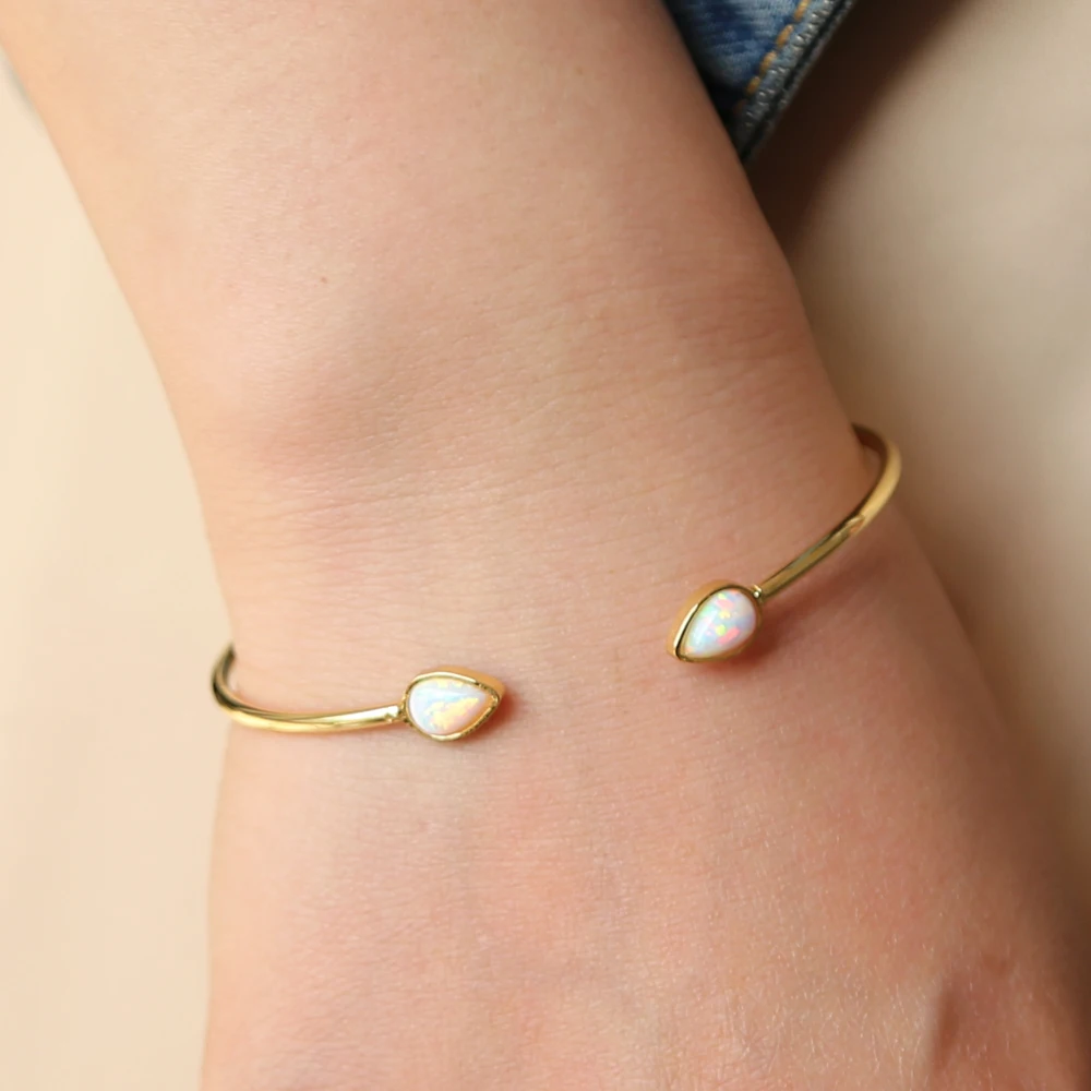 Женский браслет с опалом изящный Открытый из кубического циркония в форме капли