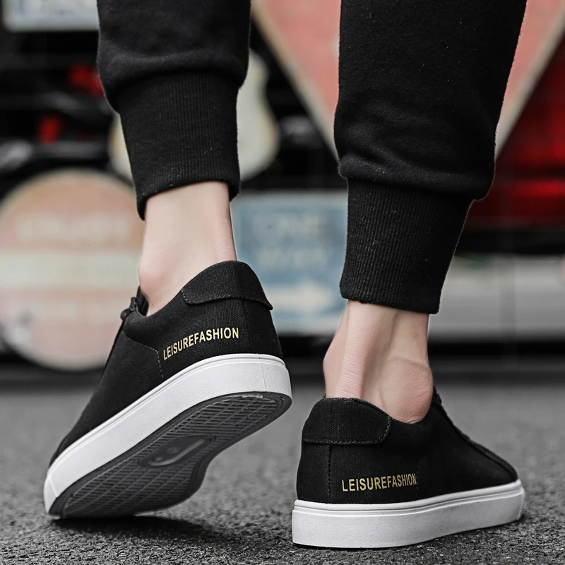 WOLF WHO New Arrivals Men Canvas Casual Shoes Male Lace Up Black Sneakers Comfortable lightweight Shoes buty meskie X-029