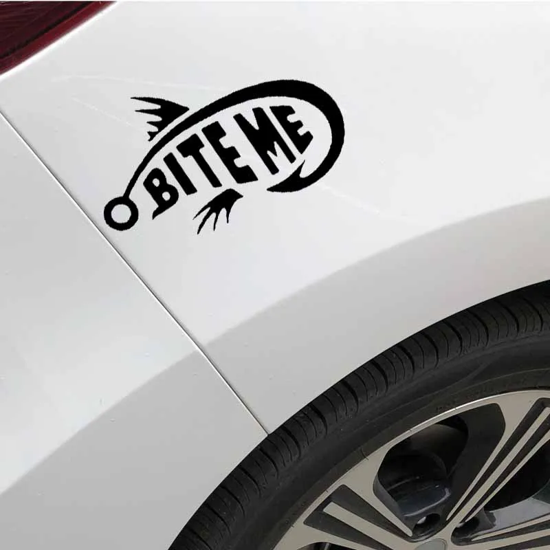 YJZT 13 5 см * 9 1 Bite Me рыбы Виниловая пленка для оклеивания автомобилей Стикеры