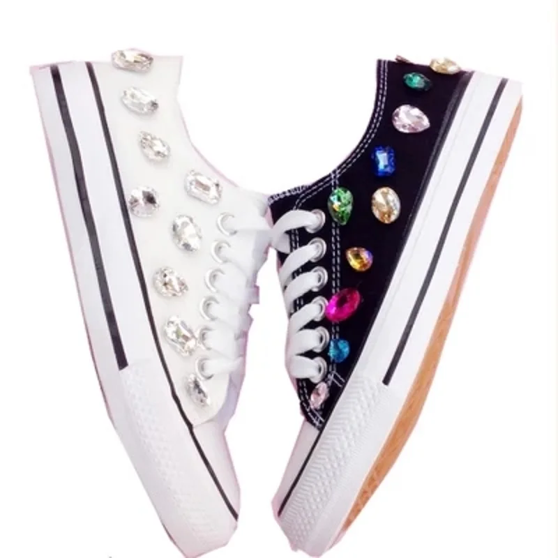 

New fashion designer original handmade color diamond canvas shoes shallow mouth wild student classic white shoes.