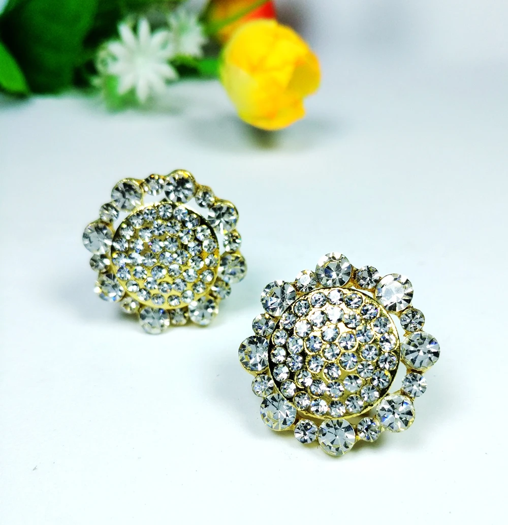 Нью Йорк Стиль Кристалл Pave Круглый Серьги гвоздики золотой тон махнул круглый
