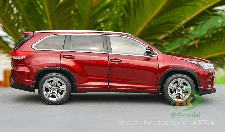 1/18 все новые TOYOTA Highlander литая модель автомобиля SUV игрушки для детей рождественские подарки коллекция с новой коробкой