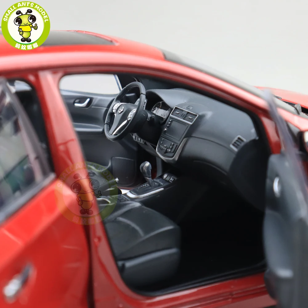 1/18 Nissan TIIDA литая под давлением Металлическая Модель автомобиля игрушки дети мальчик девочка подарок коллекция хобби красный