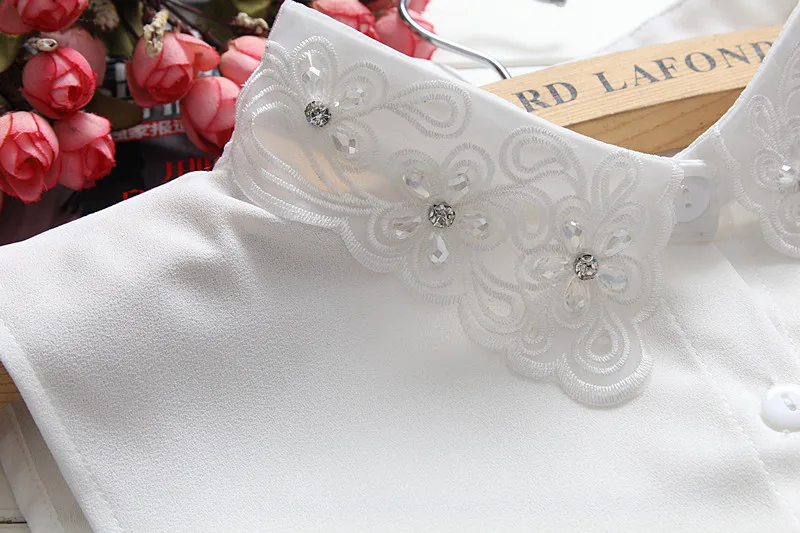 Женская блузка с вышивкой в Корейском стиле украшенная стразами модная рубашка