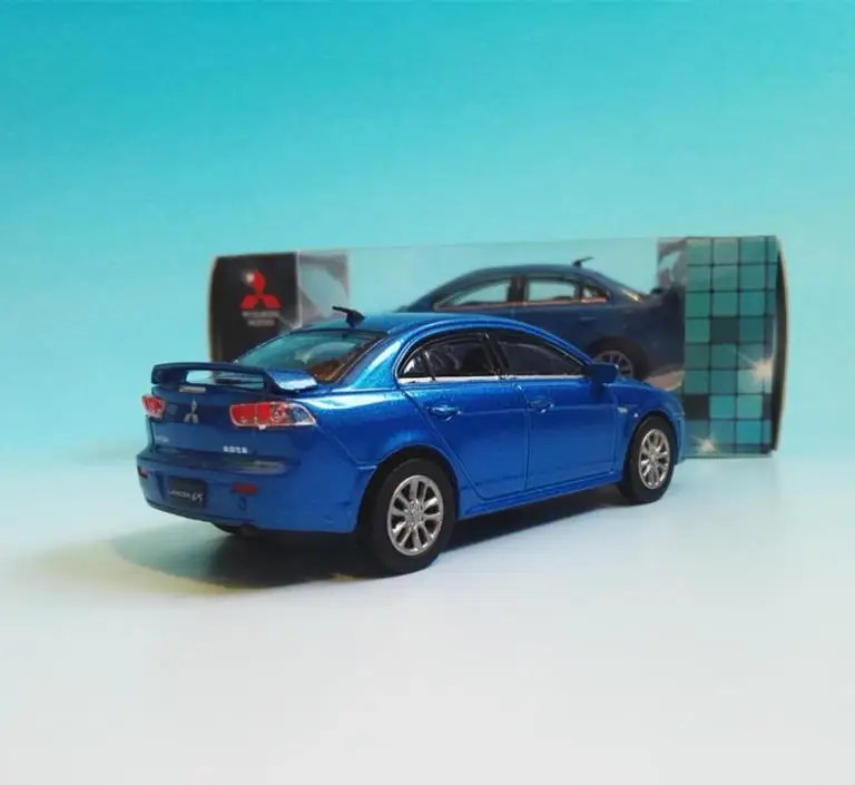 1:43 модели автомобилей из сплава высокой Mitsubishi wing God металлические Литые