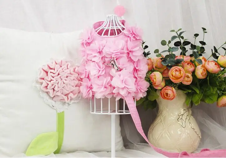 Шлейка для собак D61 поводки питомцев мягкая дышащая регулируемая в цветочек