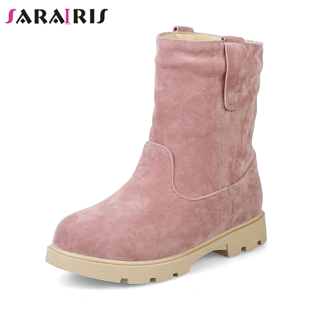 Женские нескользящие ботинки SARAIRIS черные на платформе без шнуровки большие