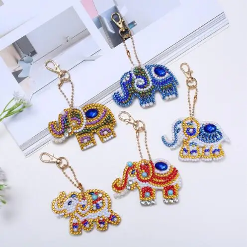Diamond keychain 5D DIY Алмазная картина брелок Стразы Подвеска с вышивкой Сделай Сам Набор для рукоделия мозаика Вышивка крестом бриллиантовый рисунок Рождество подарок - Цвет: Diamond keychain
