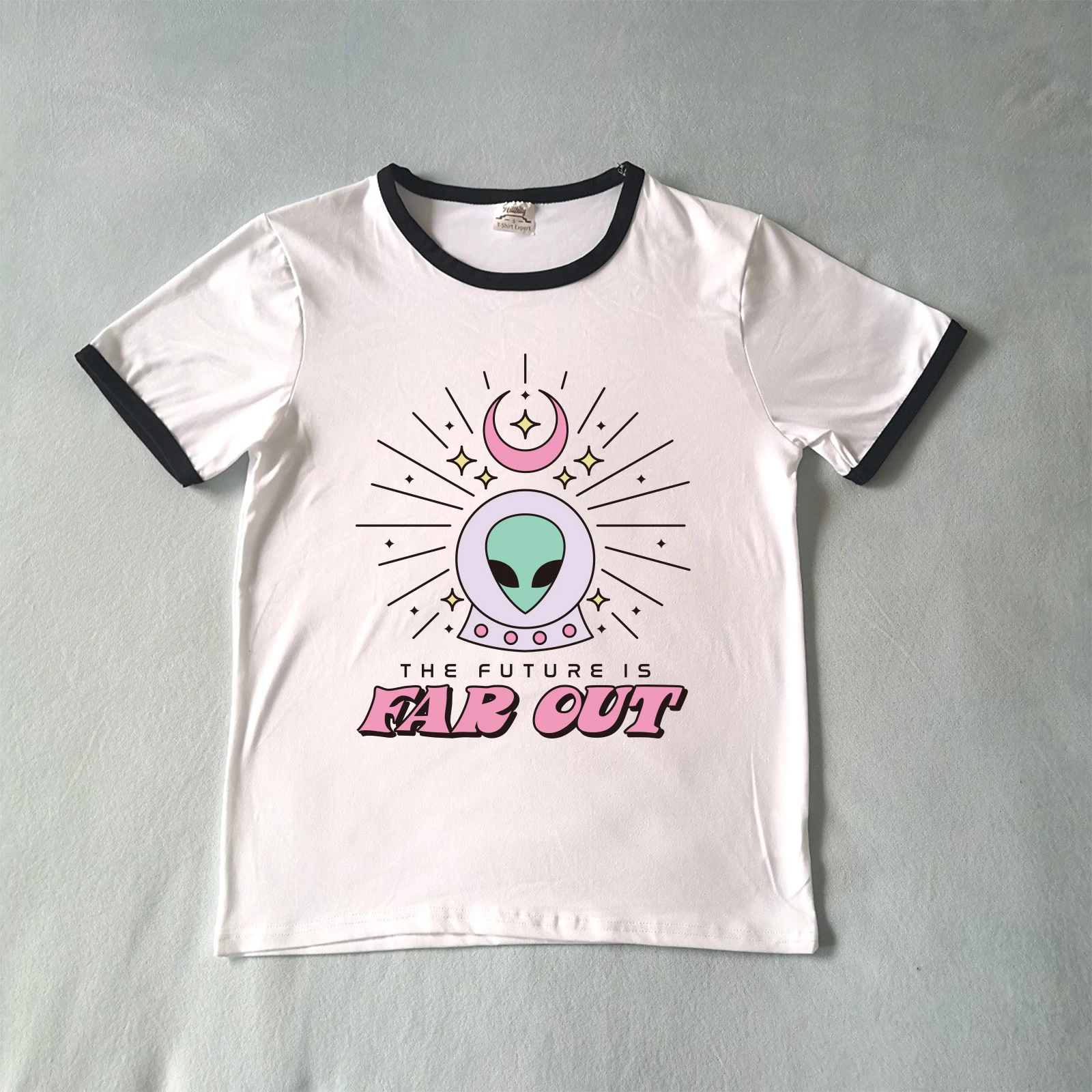 Забавный Уникальный дизайн женская модная футболка с надписью «Future is Far Out» Harajuku футболки размера плюс Kawaii Alien женская футболка - Цвет: black