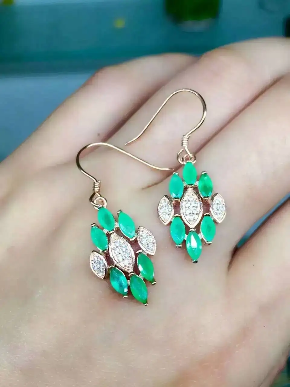 

natural green emerald earrings 925 silver Natural gemstone earring women fashion elegant diamond earrings for party
