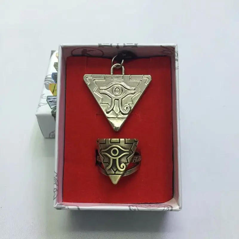 Аниме атака на Титанов One Piece Death Note Yu Gi Oh! Меч искусство онлайн Токийский Гуль
