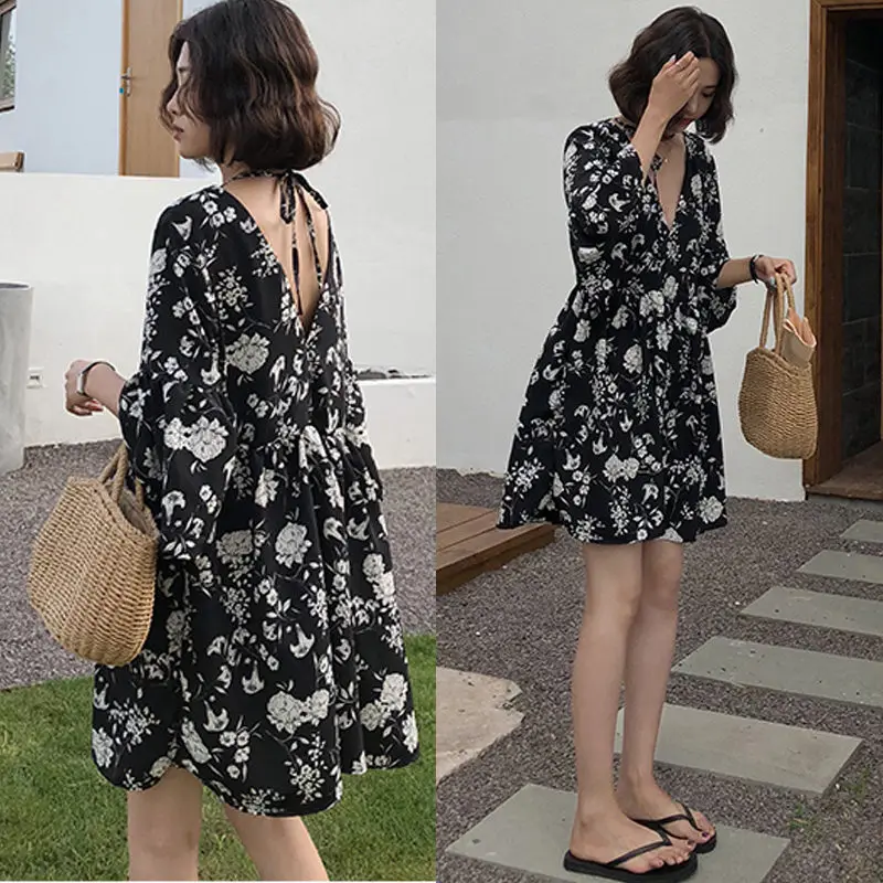 Женское пляжное мини платье с коротким рукавом и v образным вырезом элегантное