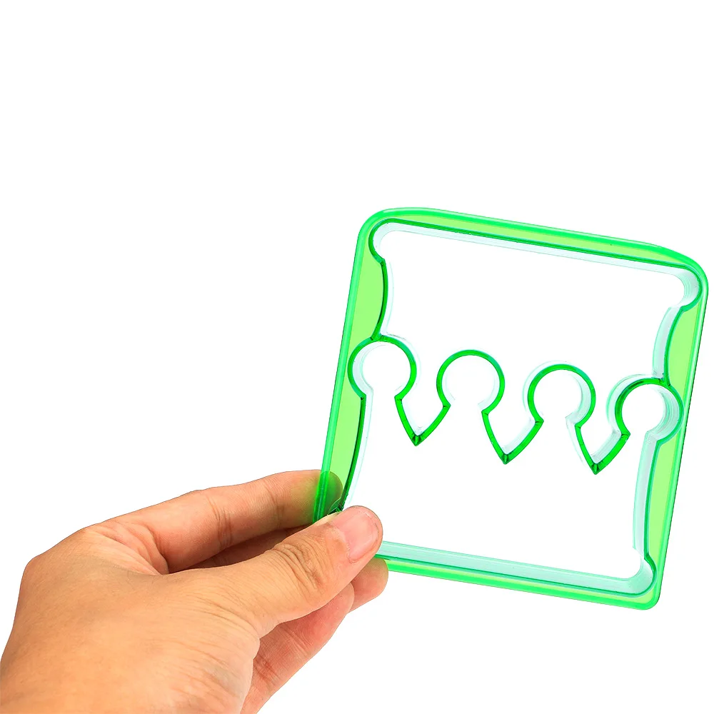 Lovely Crown Shape Sandwich Cutter Bread Mold Toast Cookie For Maker Kitchen Useful Tool | Дом и сад