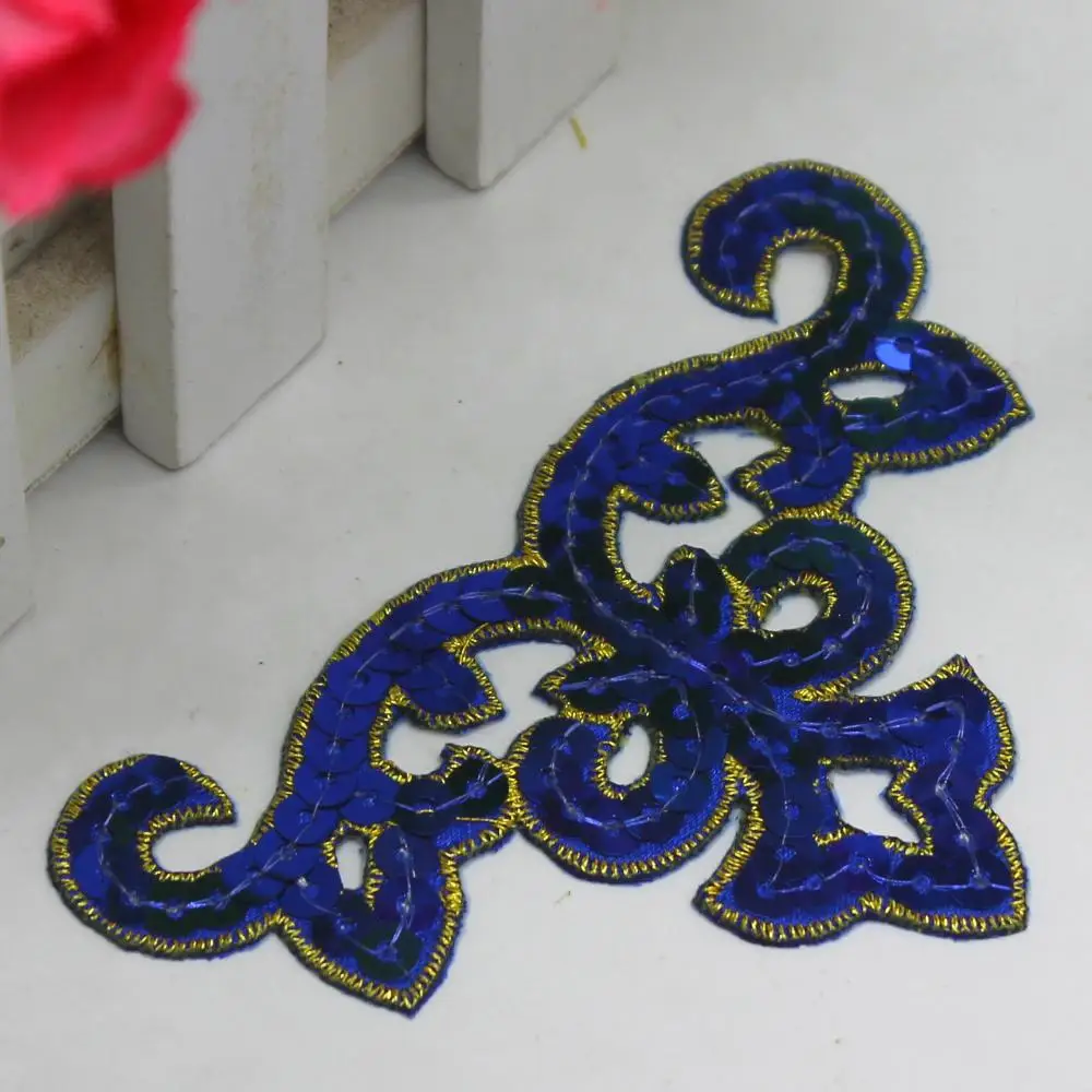 Royalblue YACKALASI 5 шт./лот с блестками и аппликацией маленький цветок Косплей Костюм планки золото и Серебристый Стальной патчи 9,5*5,5 см - Цвет: Royalblue