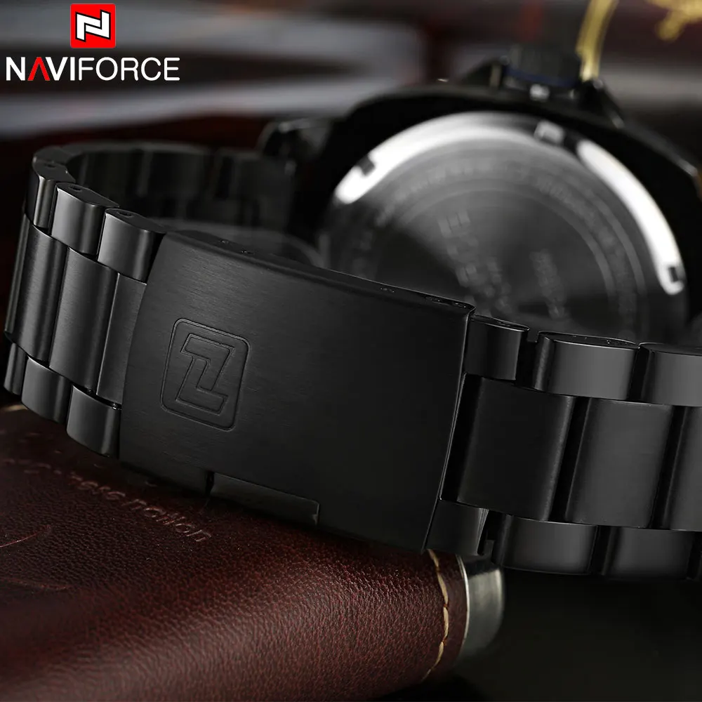 Часы мужские Кварцевые водонепроницаемые с браслетом из нержавеющей стали 24