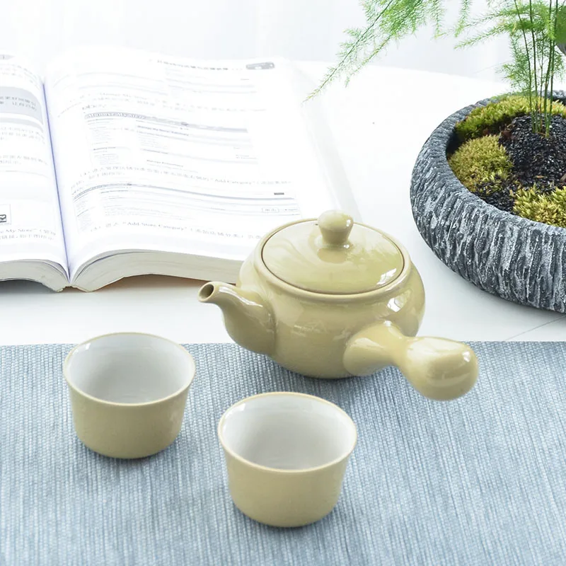 Светло-желтый TANGPIN Yellow керамический чайник kyusu с 2 чашками Китайский кунг-фу чайный сервиз, кружка для вина - Цвет: Светло-желтый