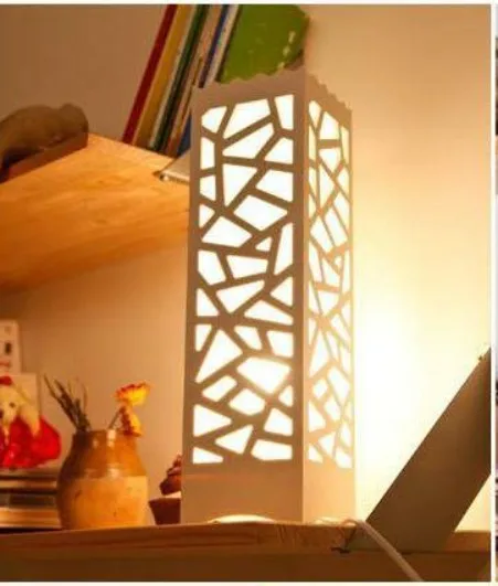 Винтажная настосветильник лампа E27 в стиле ретро дерево пластик деревенский