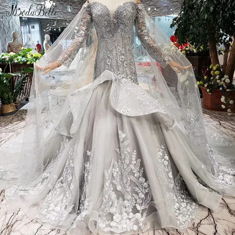 Женское вечернее платье с длинным рукавом modabelle серое объемными цветами и