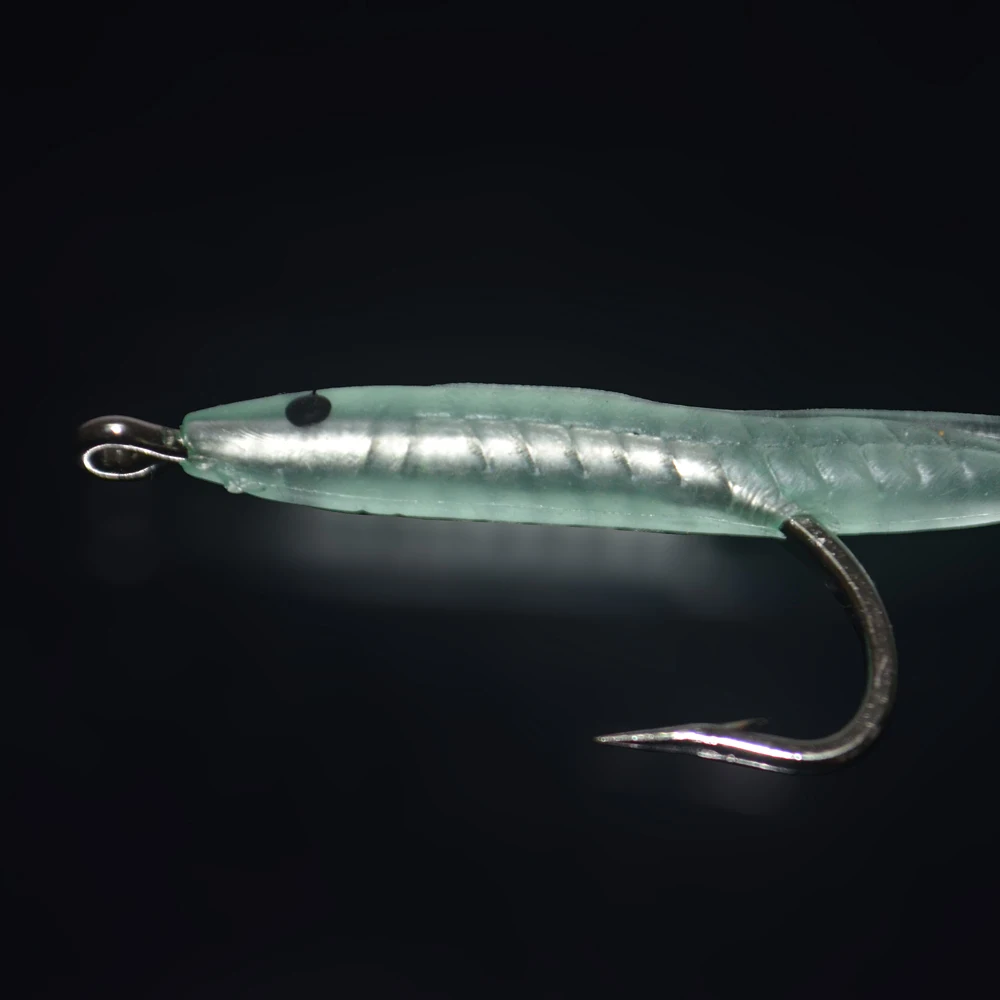 MNFT 12 шт угря люминесцентные мягкие приманки с крючком 6.8cm1g или 5.6cm0.5g маленькая