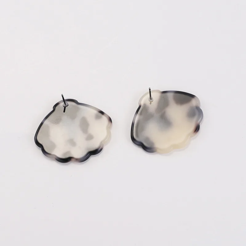 DANZE Acrylic Gingko Leaf Stud Earring for Women Fashion Leopard Print Korean Earrings Brincos 2017 Christmas Wholesale Bijoux | Украшения