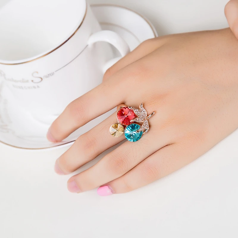 Женское кольцо в форме винограда с кристаллами | Украшения и аксессуары